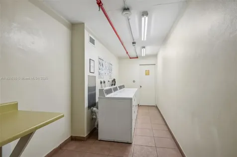 2401 Collins Avenue Miami Beach FL 33140