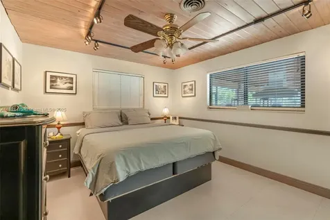 15920 SW 85th Avenue Palmetto Bay FL 33157