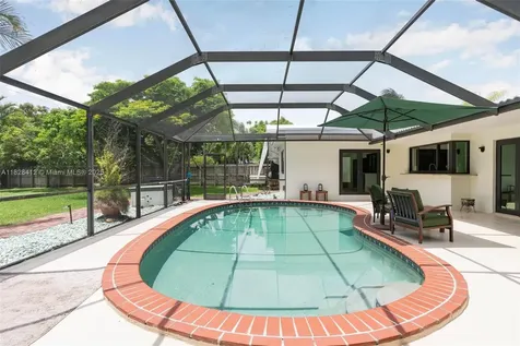 15920 SW 85th Avenue Palmetto Bay FL 33157