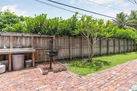 15920 SW 85th Avenue Palmetto Bay FL 33157