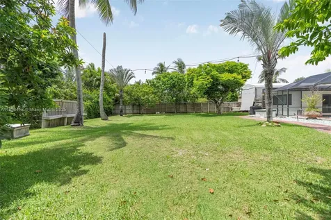 15920 SW 85th Avenue Palmetto Bay FL 33157