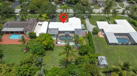 15920 SW 85th Avenue Palmetto Bay FL 33157