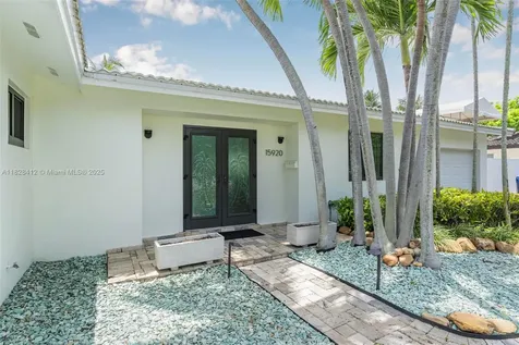 15920 SW 85th Avenue Palmetto Bay FL 33157