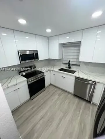 968 N 18th Court Hollywood FL 33020