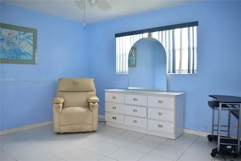 2801 N Pine Island Road Sunrise FL 33322