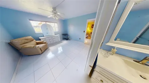 2801 N Pine Island Road Sunrise FL 33322