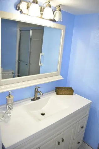 2801 N Pine Island Road Sunrise FL 33322