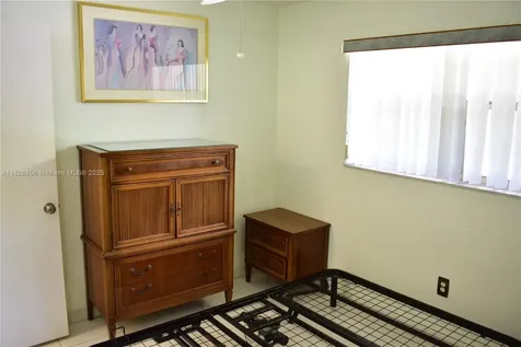 2801 N Pine Island Road Sunrise FL 33322