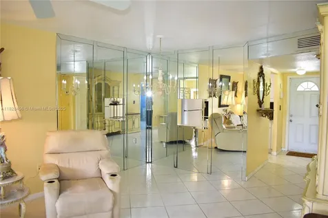 2801 N Pine Island Road Sunrise FL 33322