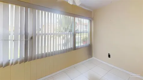 2801 N Pine Island Road Sunrise FL 33322
