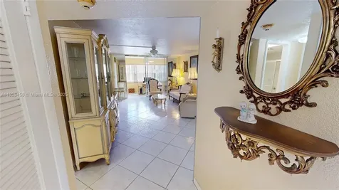 2801 N Pine Island Road Sunrise FL 33322
