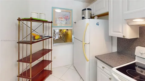 2801 N Pine Island Road Sunrise FL 33322