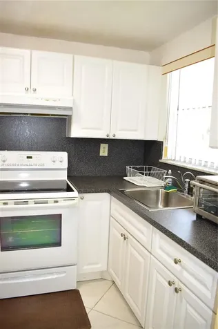 2801 N Pine Island Road Sunrise FL 33322