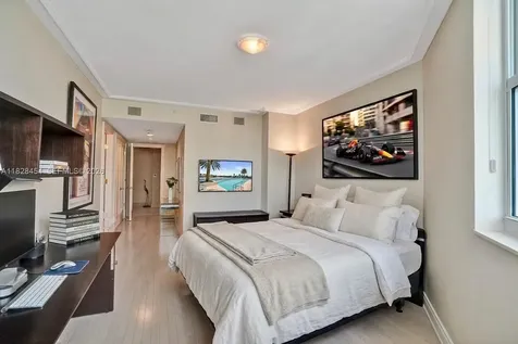 20201 E Country Club Drive Aventura FL 33180