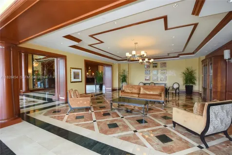 20201 E Country Club Drive Aventura FL 33180