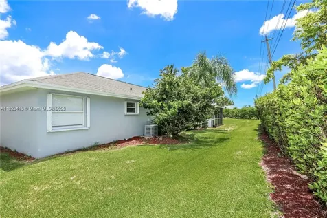767 SE 22nd Drive Homestead FL 33033