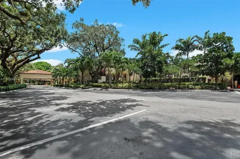 9112A SW 20th Street Davie FL 33324