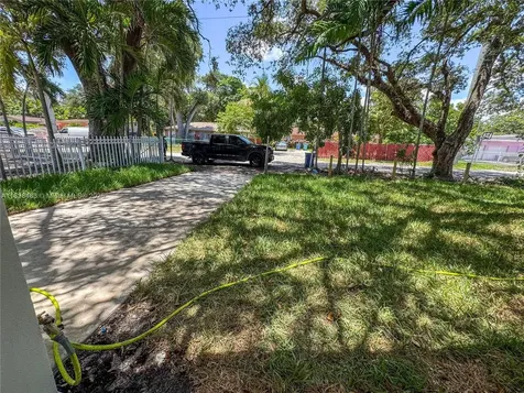 760 NE 163rd Street Miami FL 33162