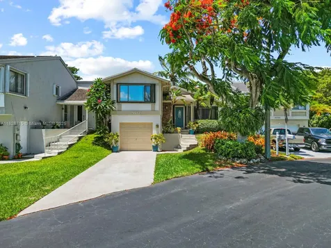 21760 SW 99th Place Cutler Bay FL 33190