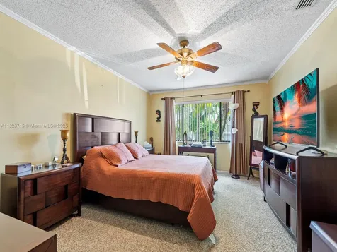 21760 SW 99th Place Cutler Bay FL 33190