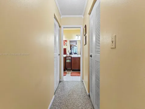 21760 SW 99th Place Cutler Bay FL 33190
