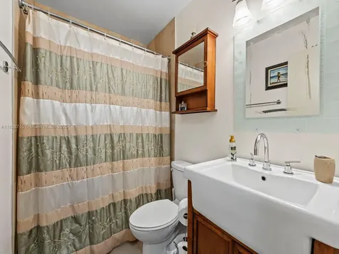 21760 SW 99th Place Cutler Bay FL 33190