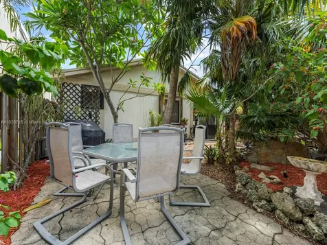 21760 SW 99th Place Cutler Bay FL 33190