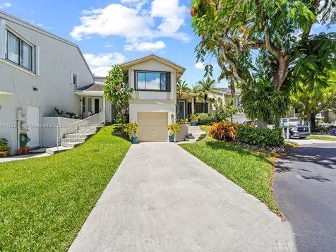 21760 SW 99th Place Cutler Bay FL 33190