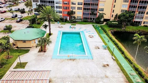1780 NE 191st Street Miami FL 33179