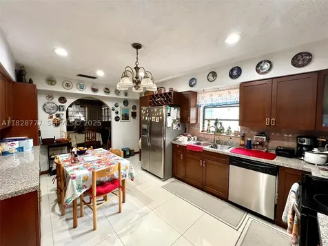 9601 SW 66th Street Miami FL 33173