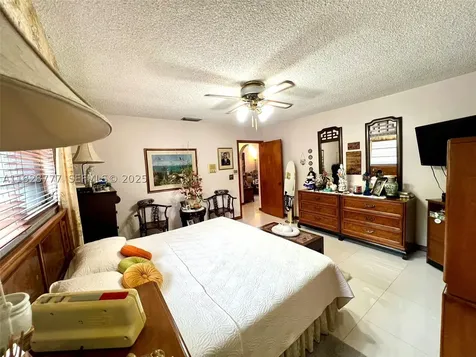 9601 SW 66th Street Miami FL 33173
