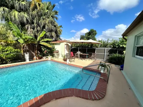9601 SW 66th Street Miami FL 33173