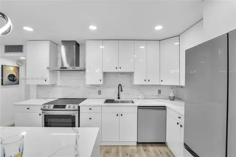 2905 Victoria Place Coconut Creek FL 33066