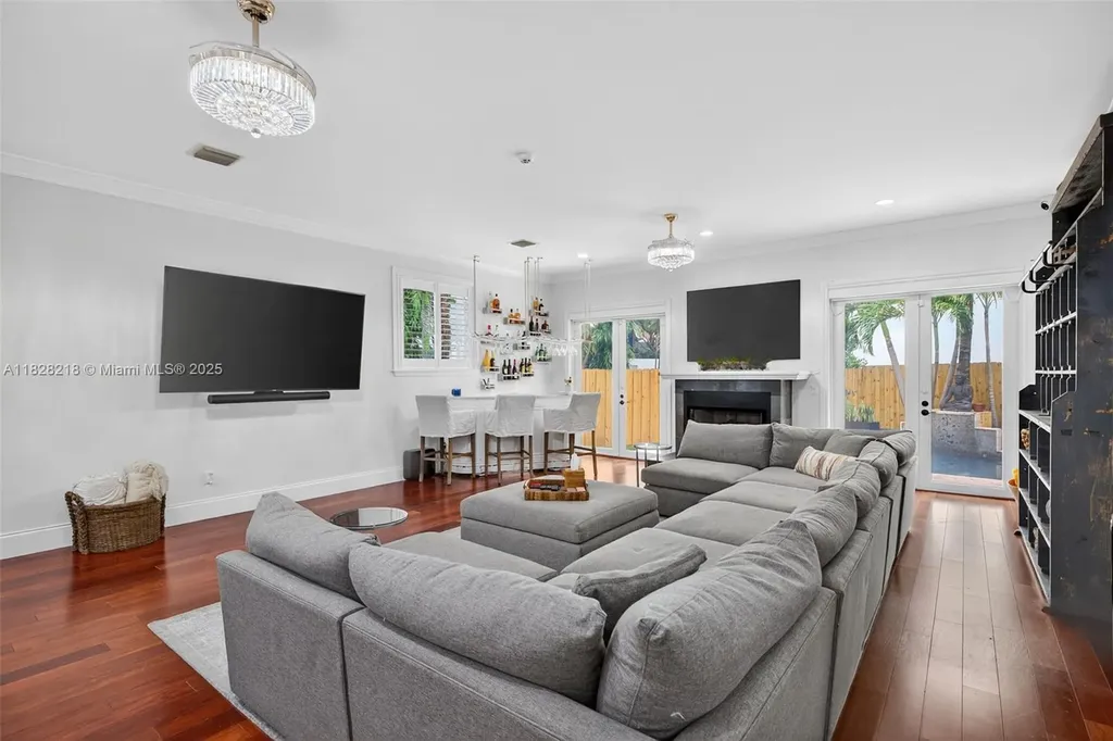 1404 SE 9th Street Fort Lauderdale FL 33316