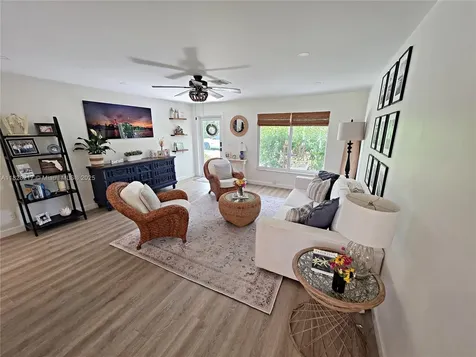 8994 SE Colony Street Hobe Sound FL 33455