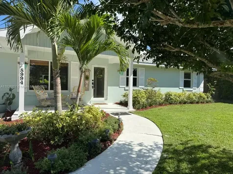 8994 SE Colony Street Hobe Sound FL 33455