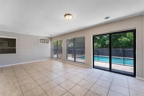 811 Evergreen Drive Lake Park FL 33403