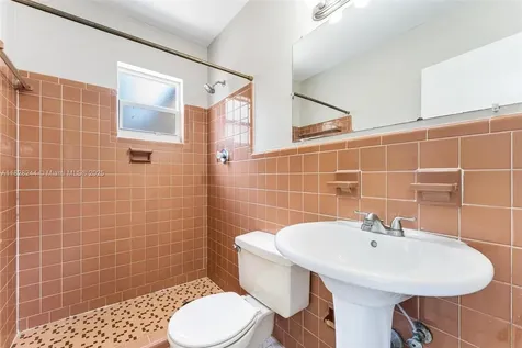 811 Evergreen Drive Lake Park FL 33403