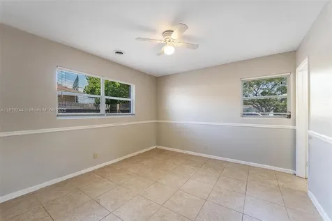 811 Evergreen Drive Lake Park FL 33403