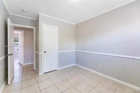 811 Evergreen Drive Lake Park FL 33403