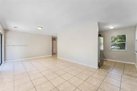 811 Evergreen Drive Lake Park FL 33403