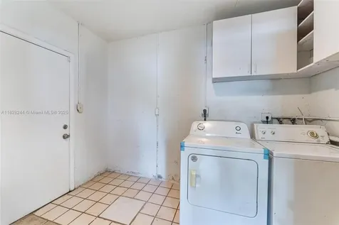 811 Evergreen Drive Lake Park FL 33403