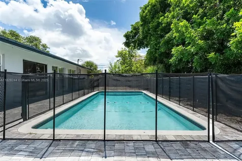 811 Evergreen Drive Lake Park FL 33403