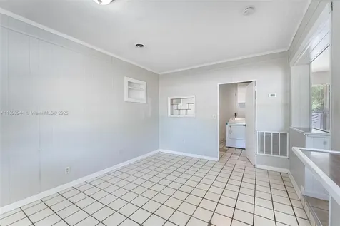 811 Evergreen Drive Lake Park FL 33403