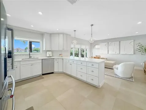 15863 SW 55th Terrace Miami FL 33185