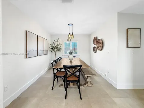 15863 SW 55th Terrace Miami FL 33185