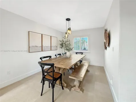 15863 SW 55th Terrace Miami FL 33185