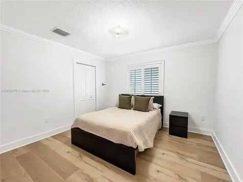 15863 SW 55th Terrace Miami FL 33185