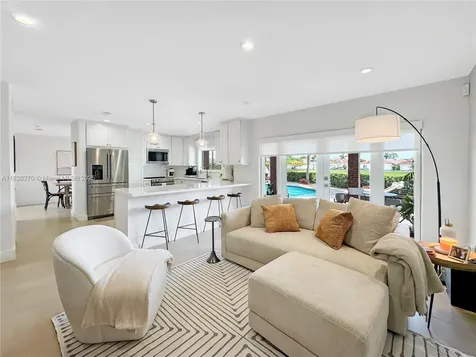 15863 SW 55th Terrace Miami FL 33185