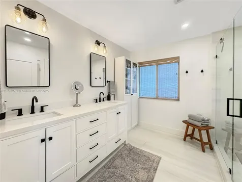 15863 SW 55th Terrace Miami FL 33185